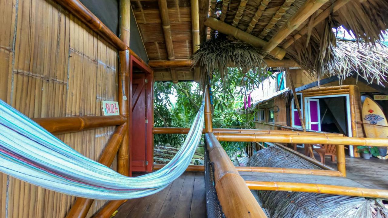 Raices Mompiche Hotel Ngoại thất bức ảnh